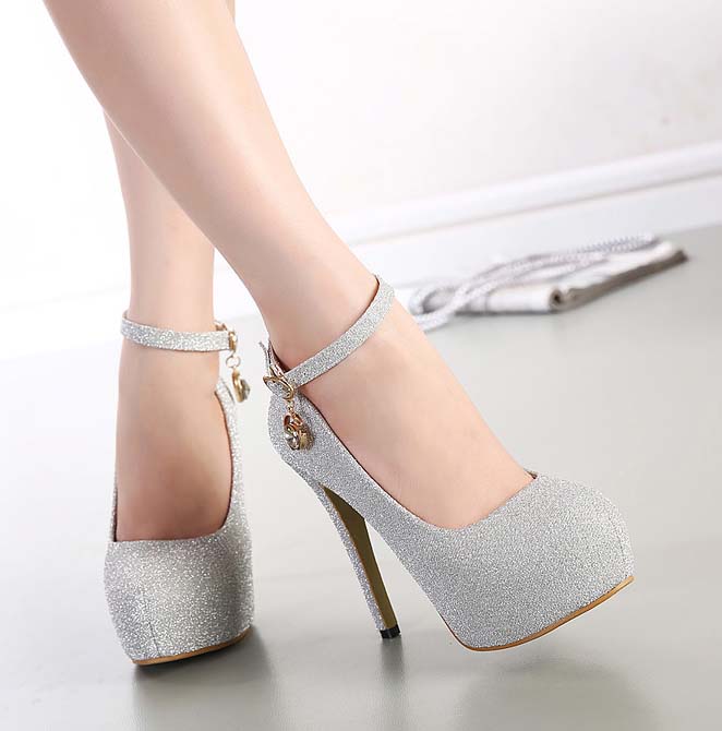 silver round toe pumps