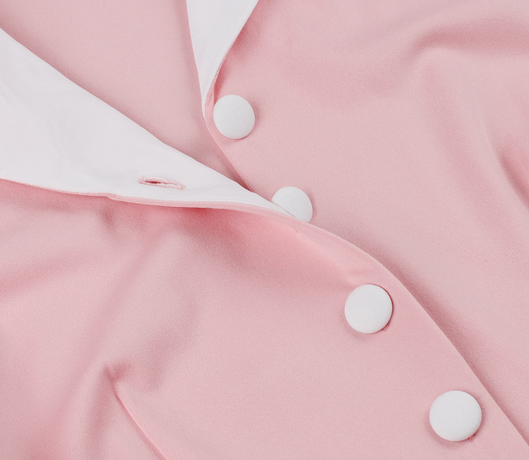 Vintage style, Sweetheart neckline, Puffed lace sleeves, White waist belt with heart-shaped buckle, Strawberry print skirt, Checkered background, A-line silhouette, Mid-length design, Romantic and sweet, Valentine