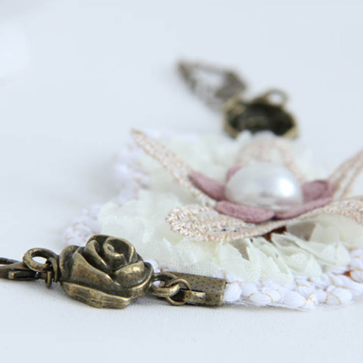 Victorian Vintage Style Bracelet, Vintage Bracelet for Women, Vintage Style Beige Embroidery Bracelet, Cheap Wristband, Victorian Style Pearl Bracelet, Fashion Embroidery Bracelet with Ring, #J17921