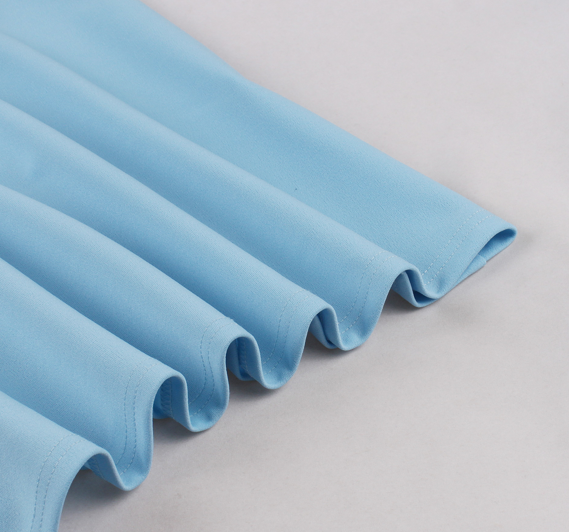 Vintage style, Royal blue color, White contrast belt, Five front buttons, A-line skirt, Sleeveless design, Lightweight fabric, Shift dress silhouette, Classic retro fashion, Easy to wear #N23823