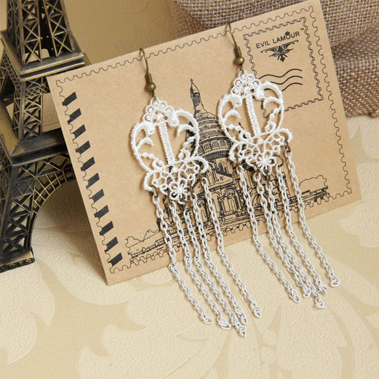 Retro Alloy Earrings, Gothic Style Earrings, Fashion White Butterfly Earrings for Women, Vintage White Floral Lace Earrings, Casual White Earrings, Vicorian Gothic Earrings, Fashion White Lace and Chains Earrings, #J18402