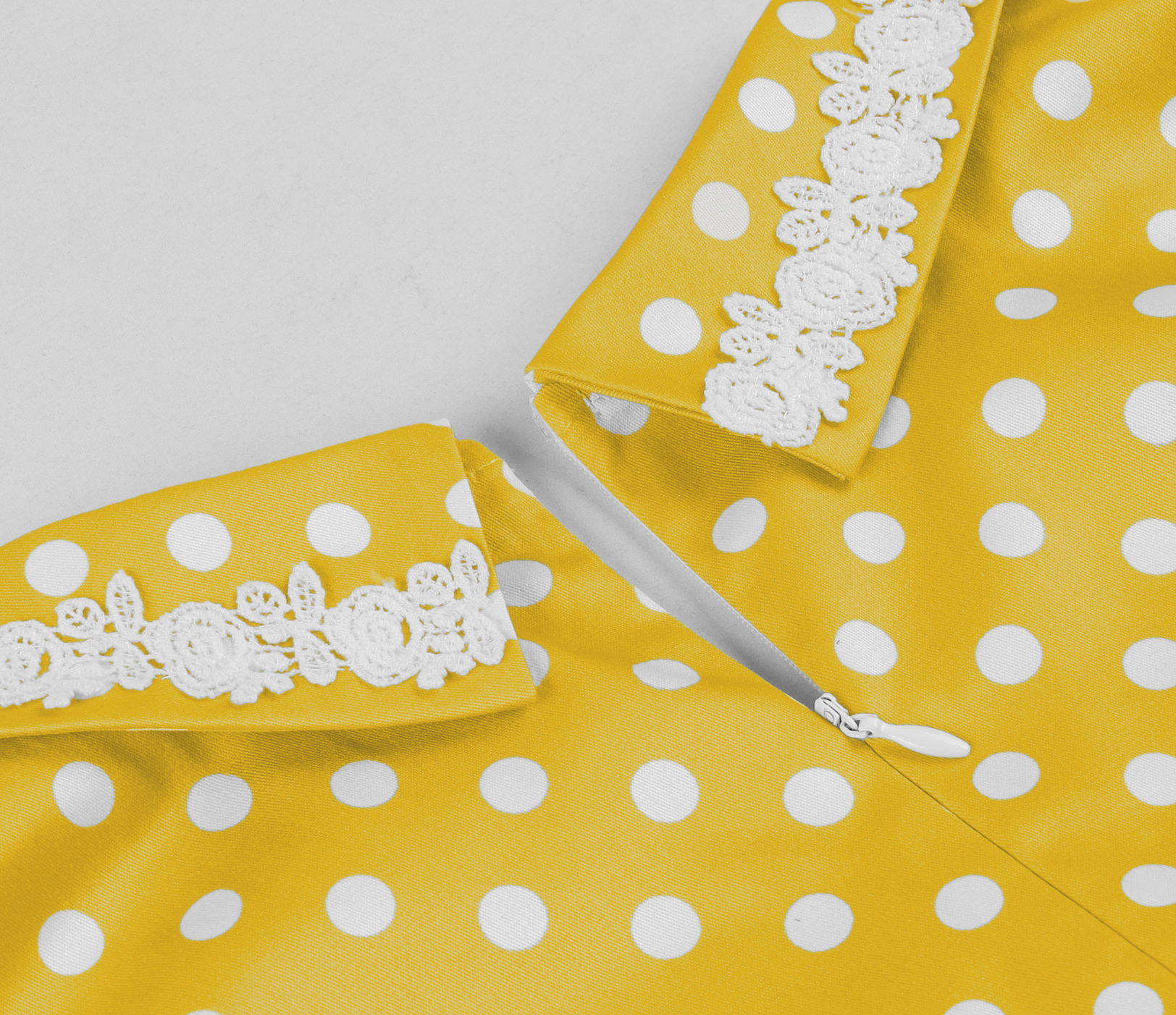 vintage polka dot dress, yellow with white dots, 1950s style, V-neck with lace trim, cap sleeves, gathered bodice, adjustable waist belt, black rectangular buckle, A-line swing skirt, knee length #N23826